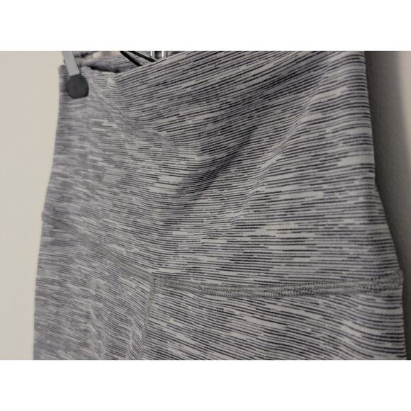 Lululemon Wunder Under Scalloped Hem High-Rise Crop 23" Full-On Luon Gray Sz 8 - Picture 4 of 8